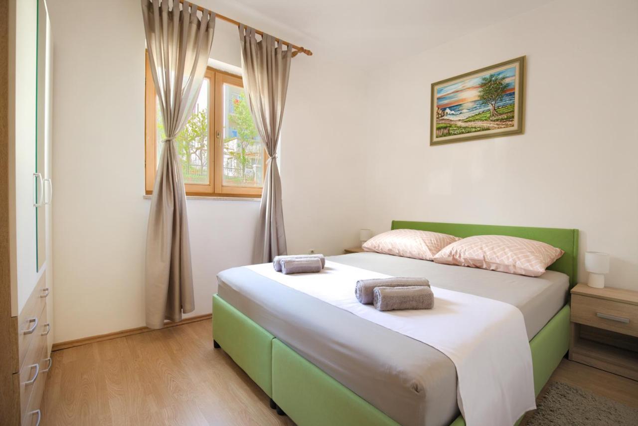 Апартаменти Apartman Andi Пула Екстер'єр фото